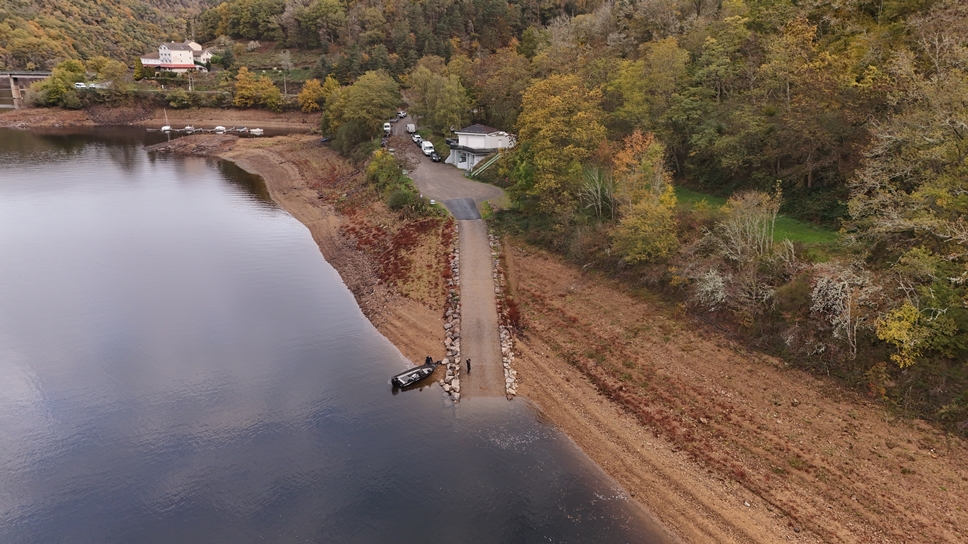 Carousel Mises à l'eau lac barrage Fades